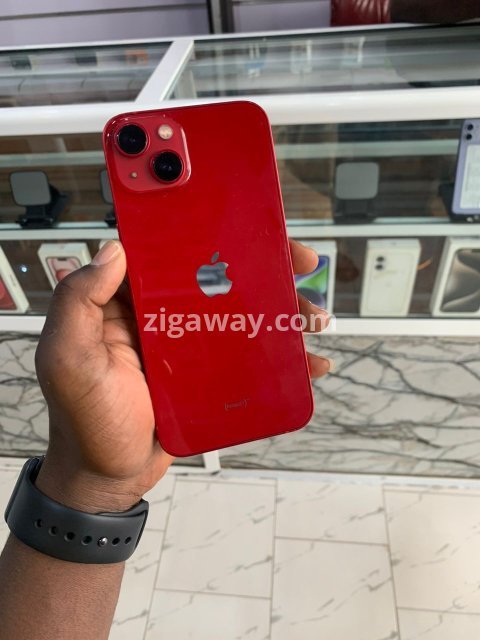 iPhone 13 (New, 128GB)