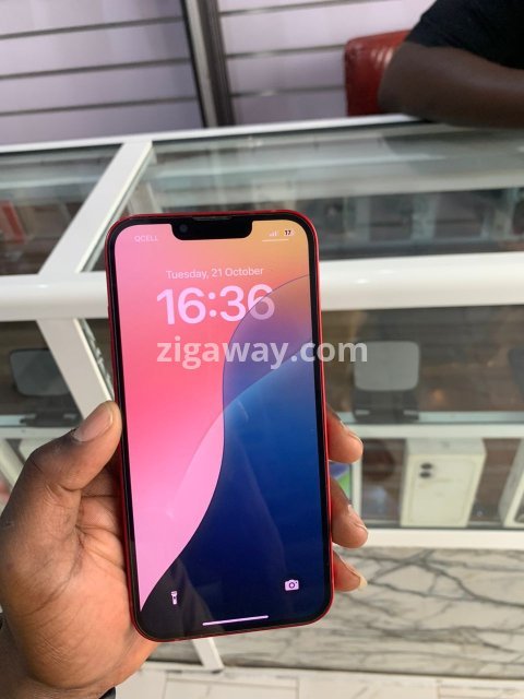 iPhone 13 (New, 128GB)