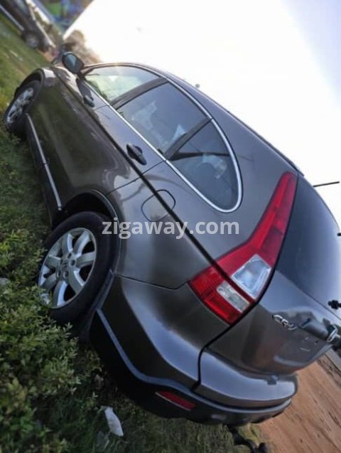 Honda CRV (New, 4 Cylinder, Automatic, Petrol , Full AC)